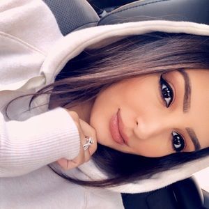 Meet your Posher, Liliana